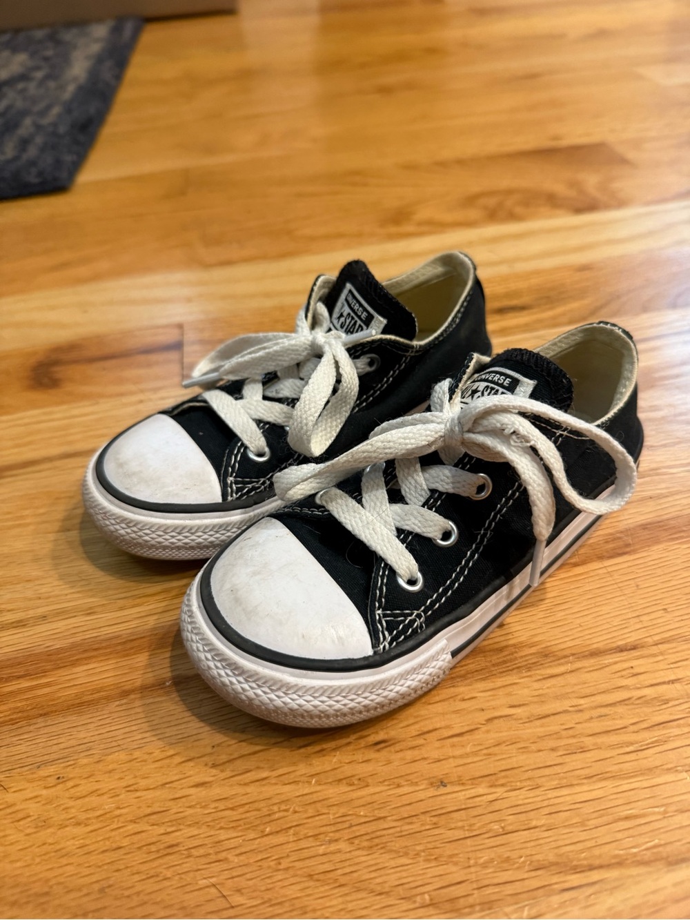Black Kids Converse Canvas Low-Top Sneakers Size 9